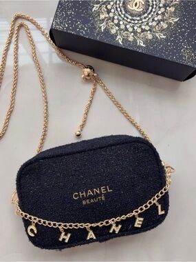 Beaute Makeup Navy  Blue Pouch With Box / GWP Chain Adjustable